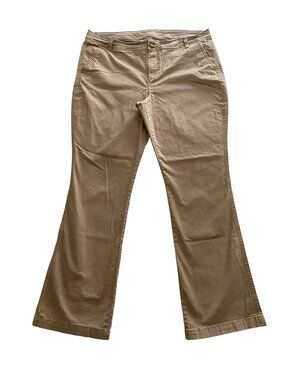 Old Navy - Bootcut Khaki Pants - Women's Size 16 Regular